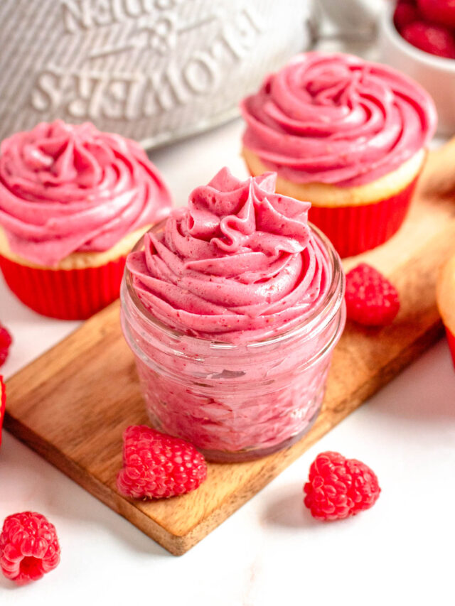 cropped-Raspberry-Cream-Cheese-Frosting-2.jpg
