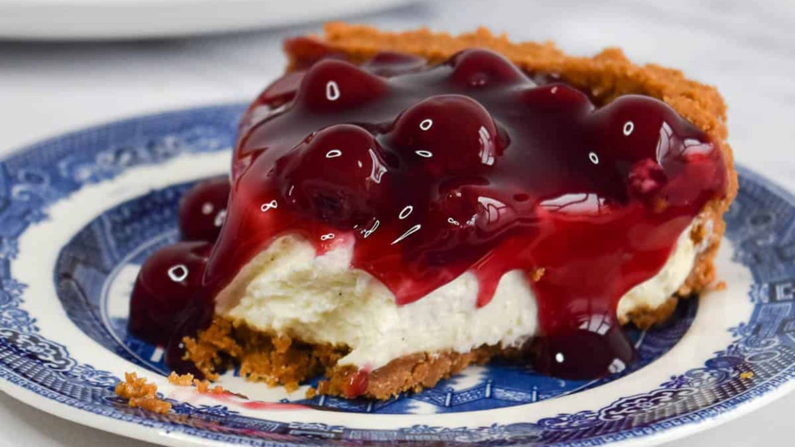 NO BAKE CHERRY CHEESECAKE PIE