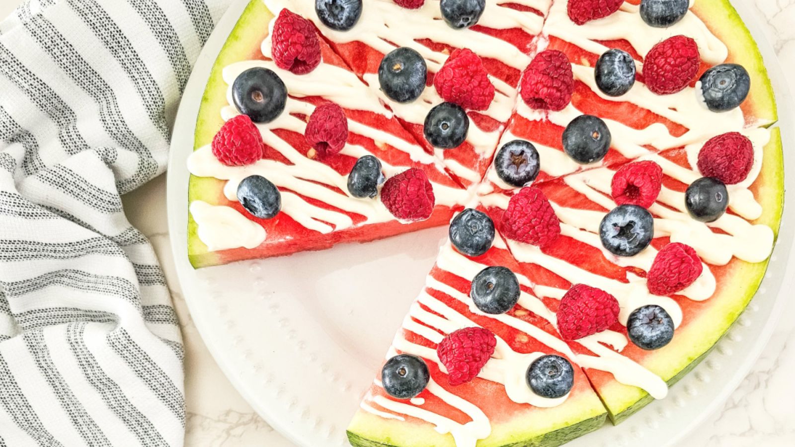 EASY FRUITY WATERMELON PIZZA