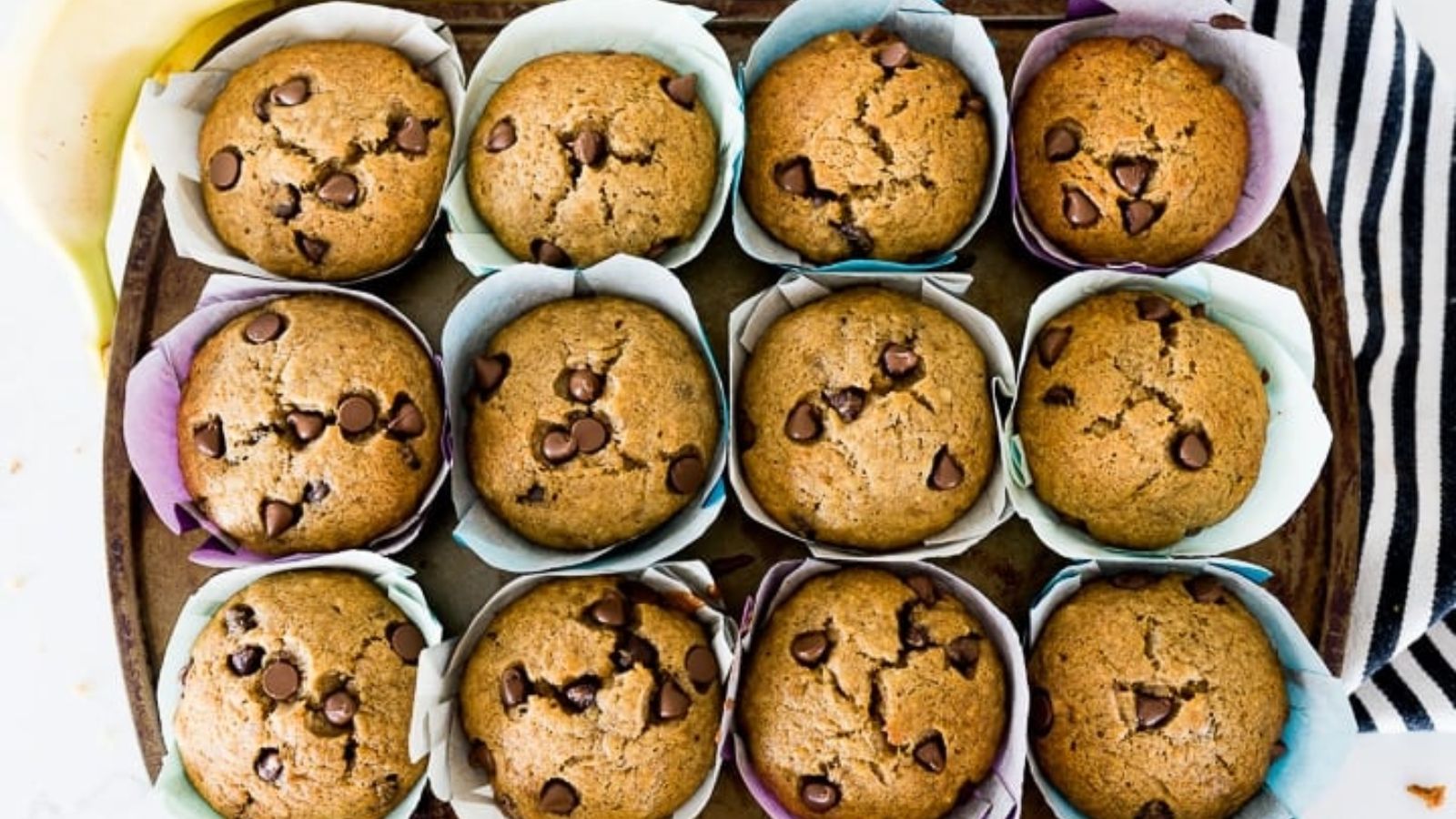 Easy Banana Chocolate Chip Muffins