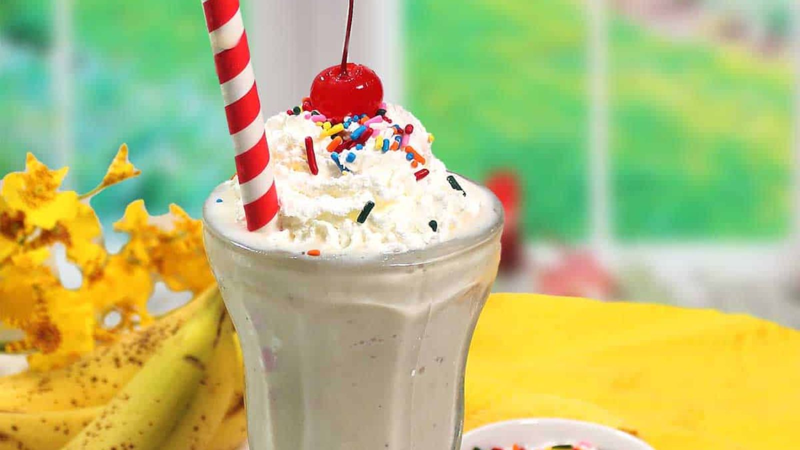 BANANA MILKSHAKE