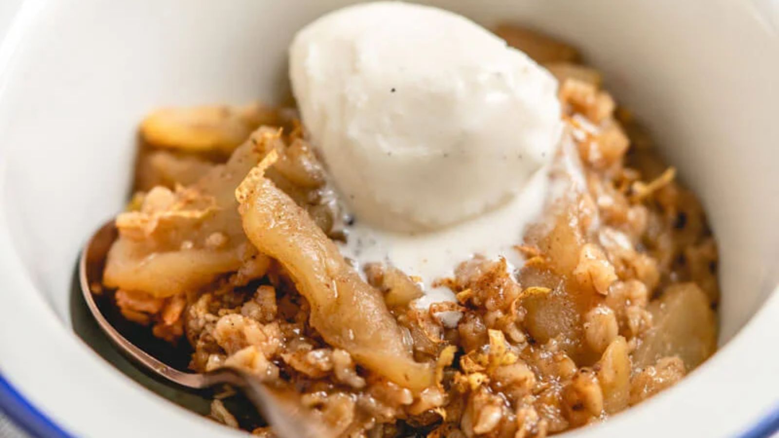 Instant Pot Apple Crisp